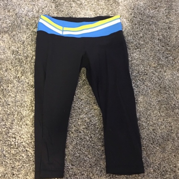 lululemon athletica Pants - Lululemon cropped leggings